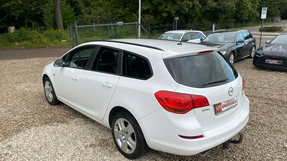 OPEL Astra -