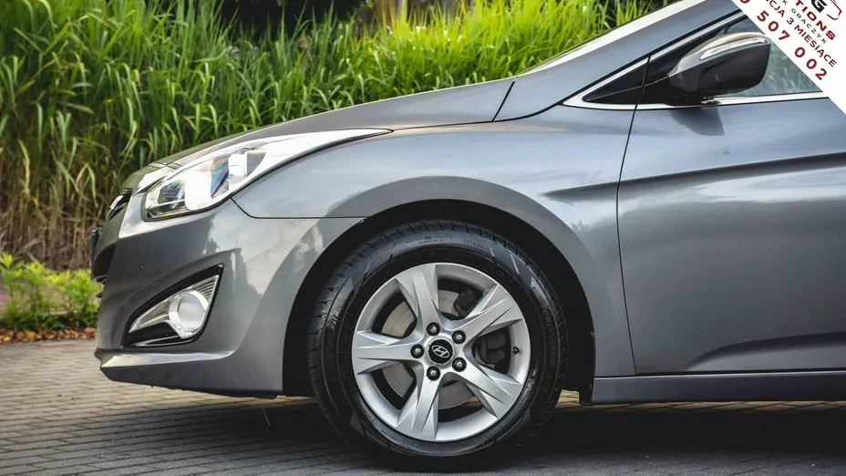 HYUNDAI i40 -
