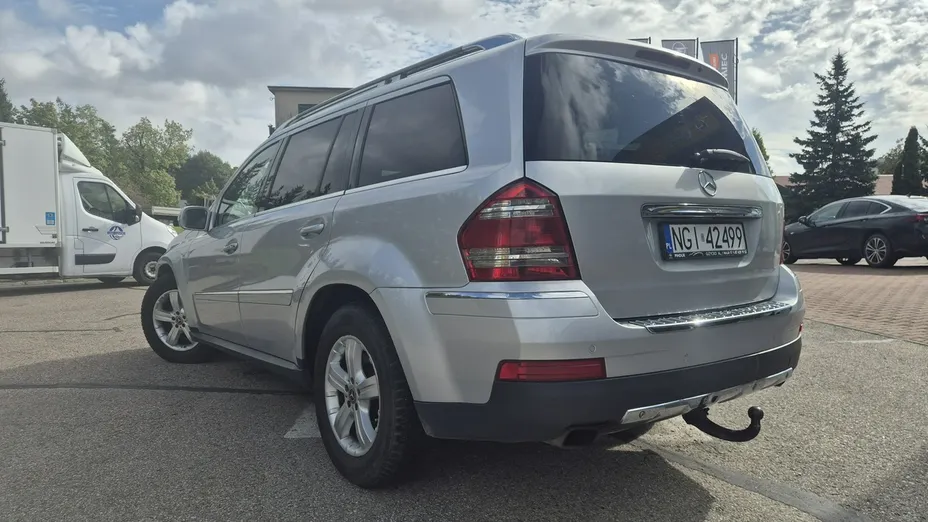MERCEDES-BENZ GL -