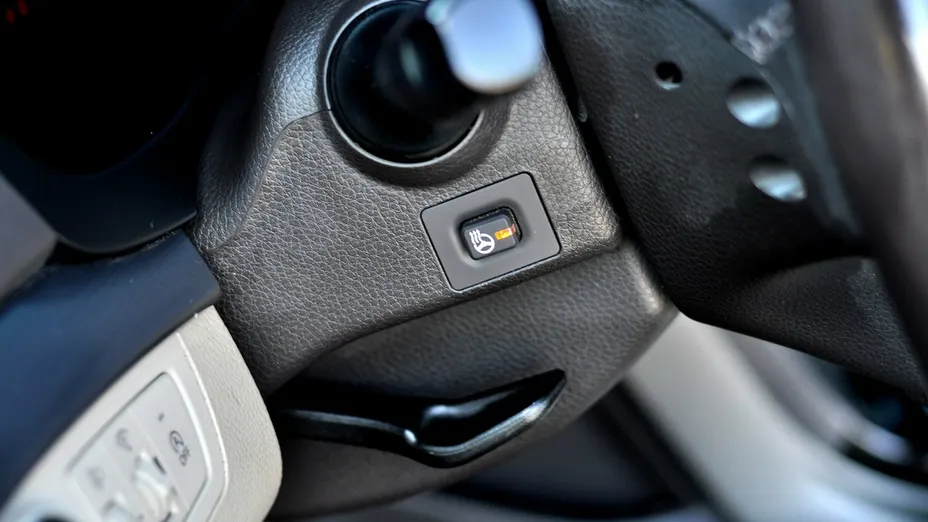 HYUNDAI i40 -