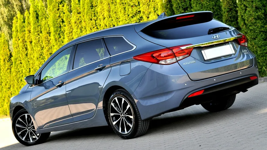 HYUNDAI i40 -
