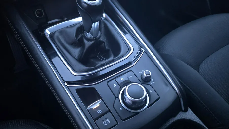 MAZDA CX-5 -