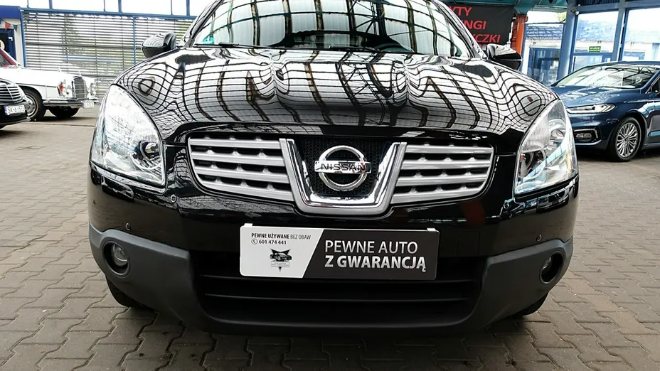NISSAN Qashqai -
