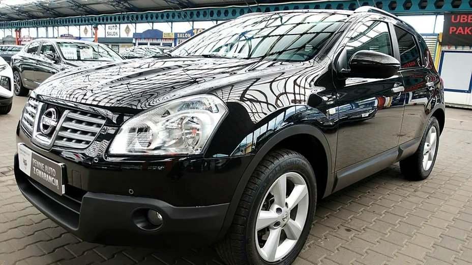 NISSAN Qashqai -