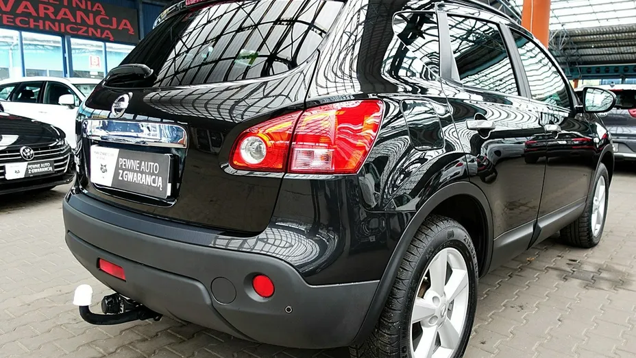 NISSAN Qashqai -