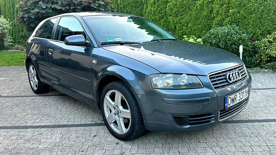 AUDI A3 -