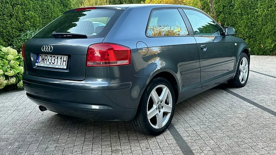 AUDI A3 -