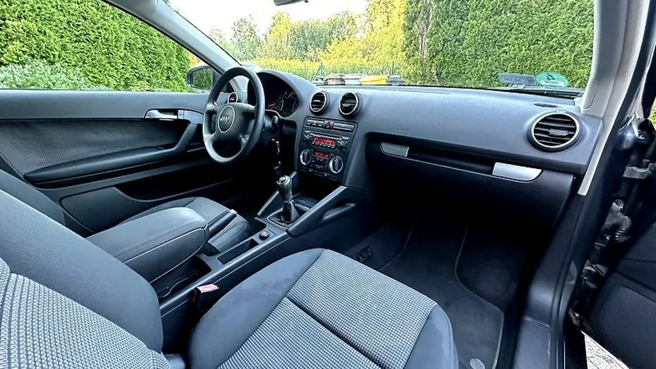 AUDI A3 -