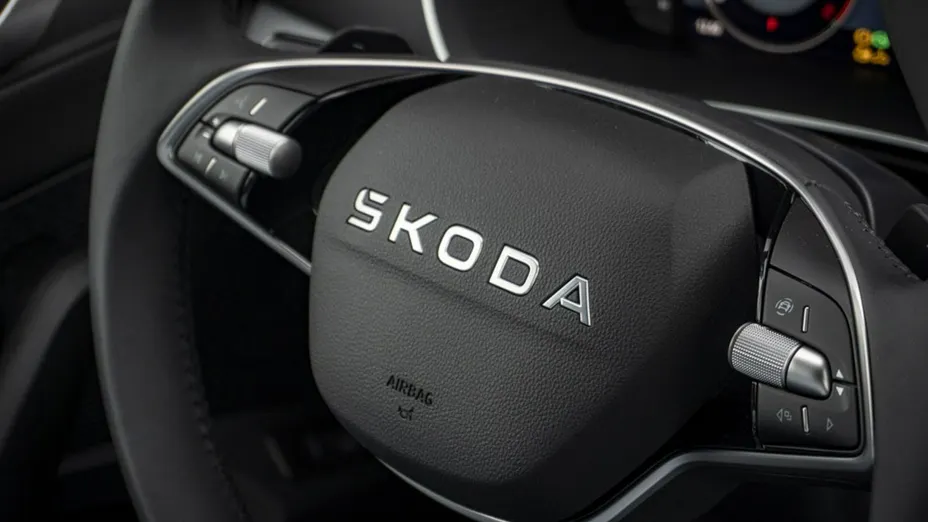 SKODA Octavia -