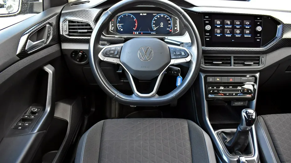 VOLKSWAGEN T-Cross -