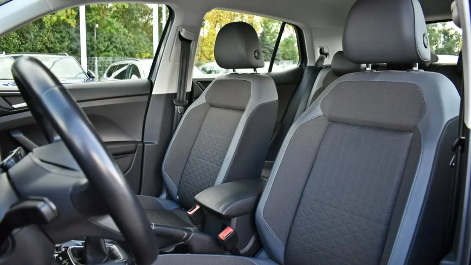 VOLKSWAGEN T-Cross -