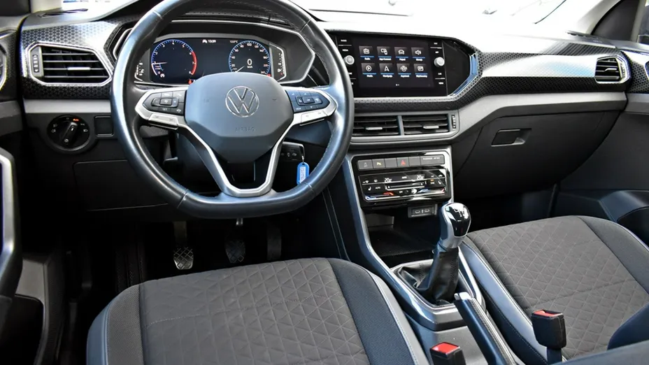 VOLKSWAGEN T-Cross -