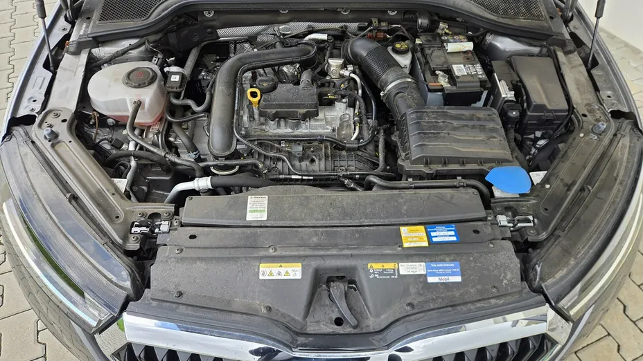 SKODA Octavia -