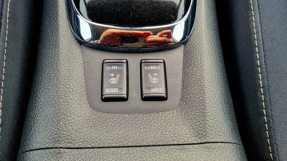 NISSAN Pulsar -