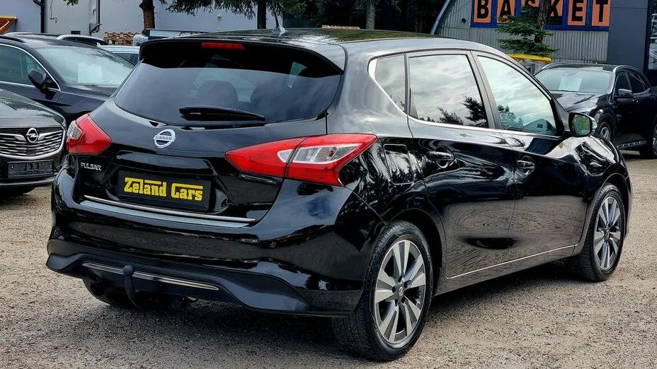 NISSAN Pulsar -