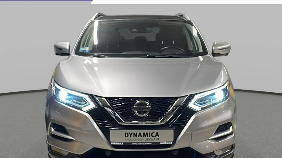 NISSAN Qashqai -