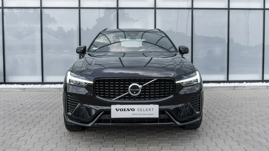 VOLVO XC60 -