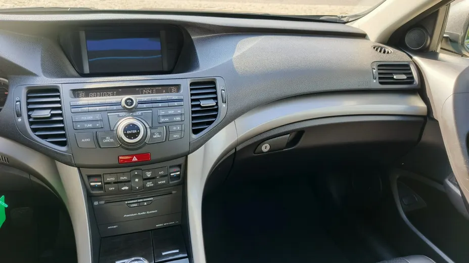HONDA Accord -