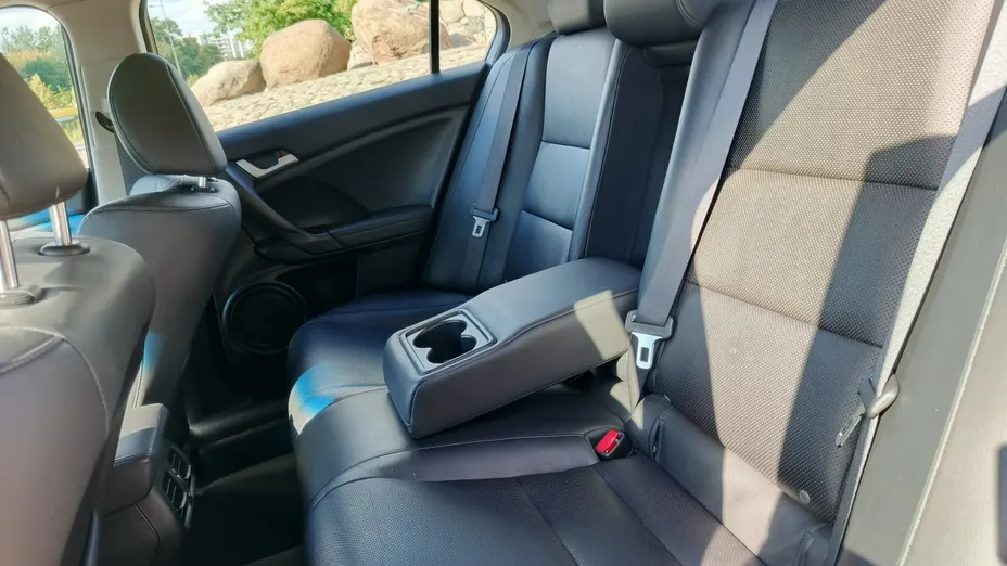 HONDA Accord -