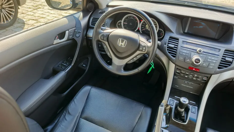 HONDA Accord -