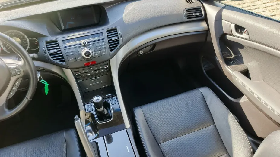 HONDA Accord -