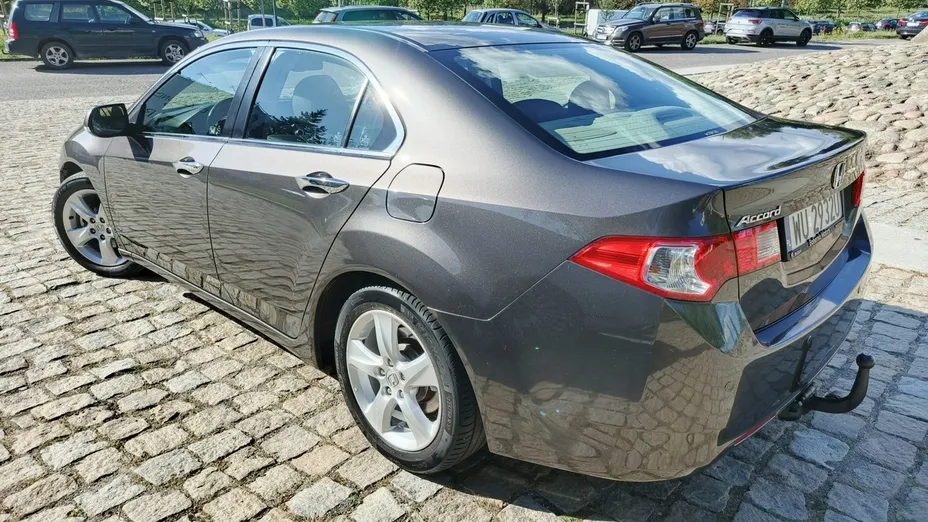 HONDA Accord -