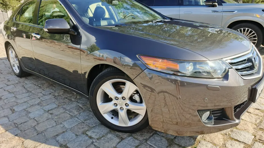 HONDA Accord -
