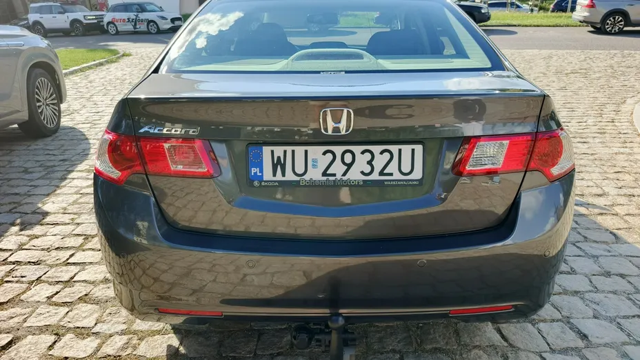 HONDA Accord -