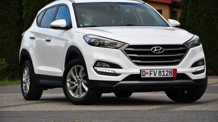 HYUNDAI Tucson -