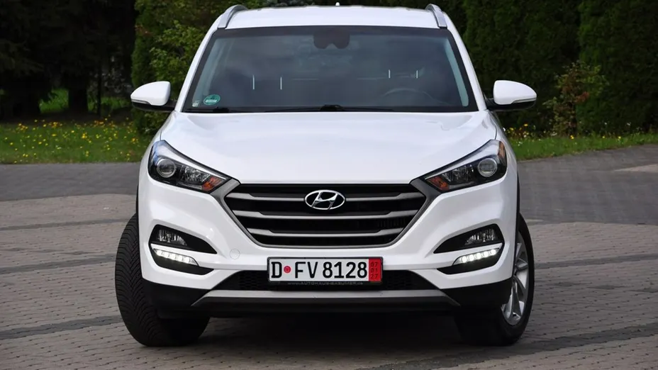 HYUNDAI Tucson -