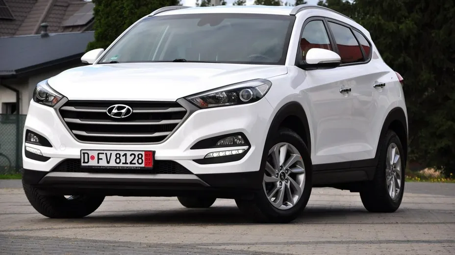 HYUNDAI Tucson -