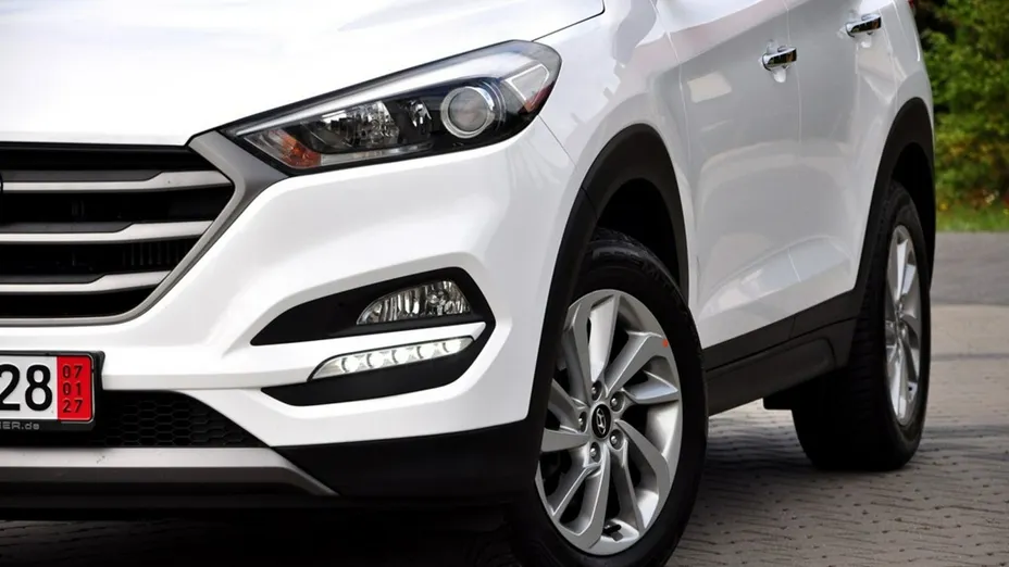 HYUNDAI Tucson -