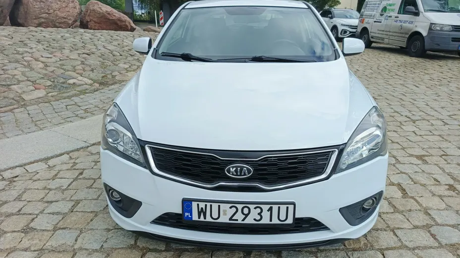 KIA ProCeed -