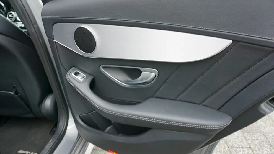 MERCEDES-BENZ C Klasa -