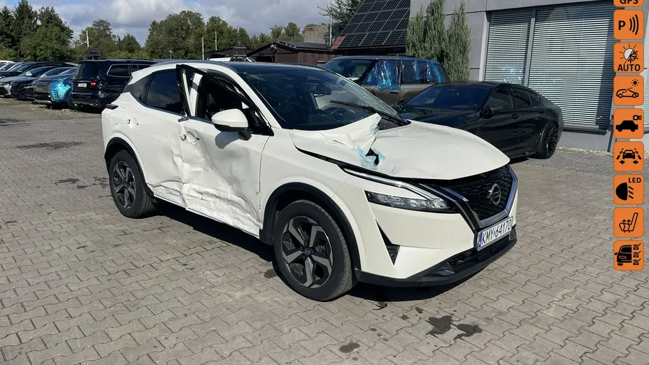 NISSAN Qashqai -