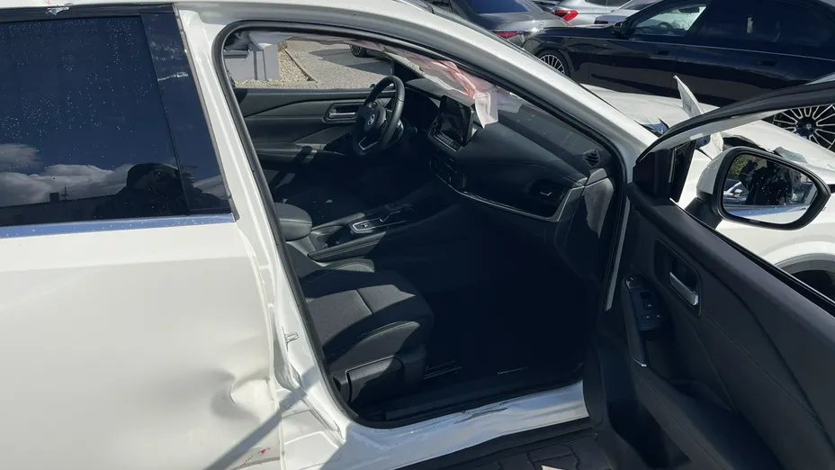 NISSAN Qashqai -