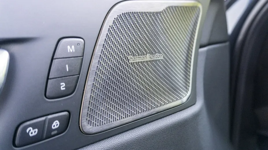 VOLVO XC60 -
