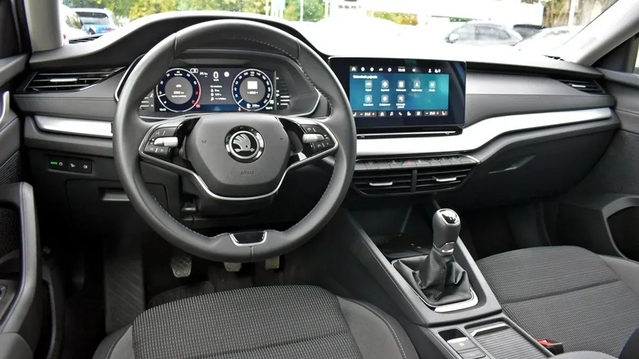 SKODA Octavia -