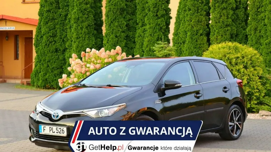 TOYOTA Auris -