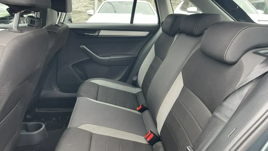 SKODA Rapid -