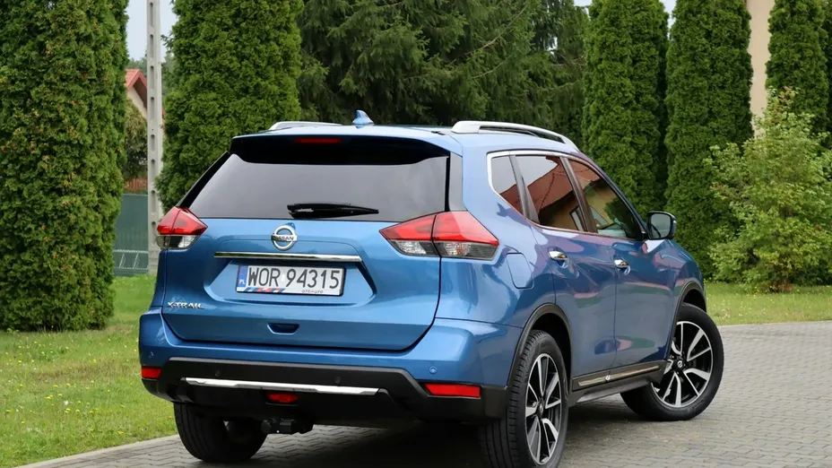 NISSAN X-Trail -