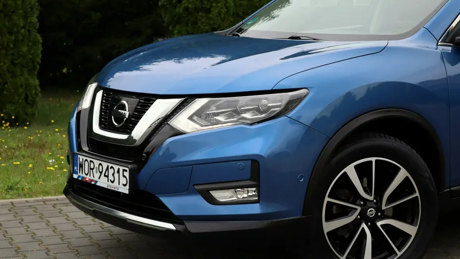 NISSAN X-Trail -