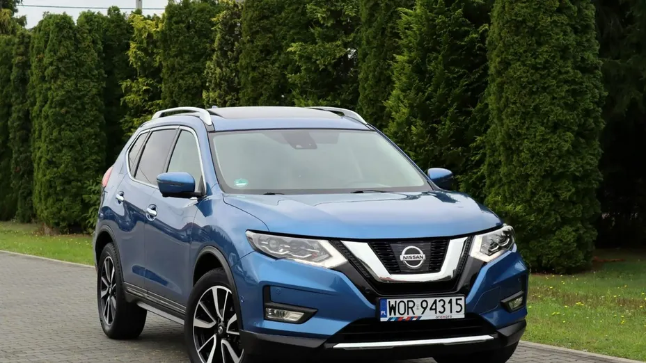 NISSAN X-Trail -