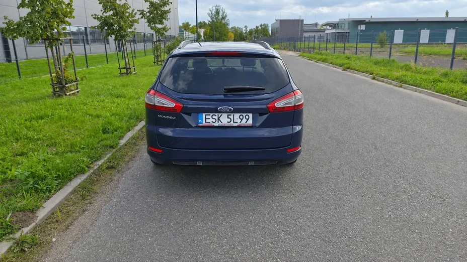 FORD Mondeo -