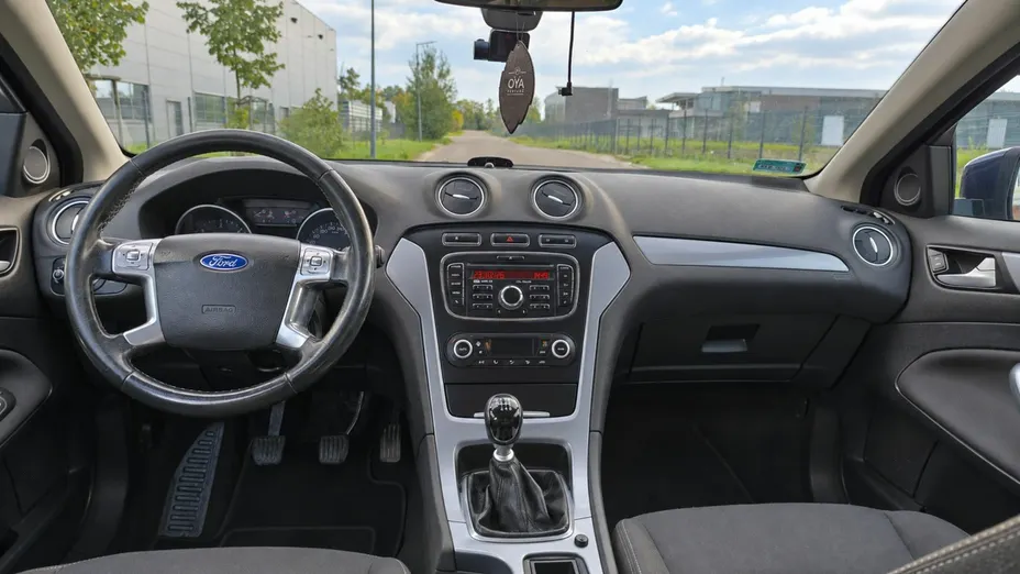FORD Mondeo -