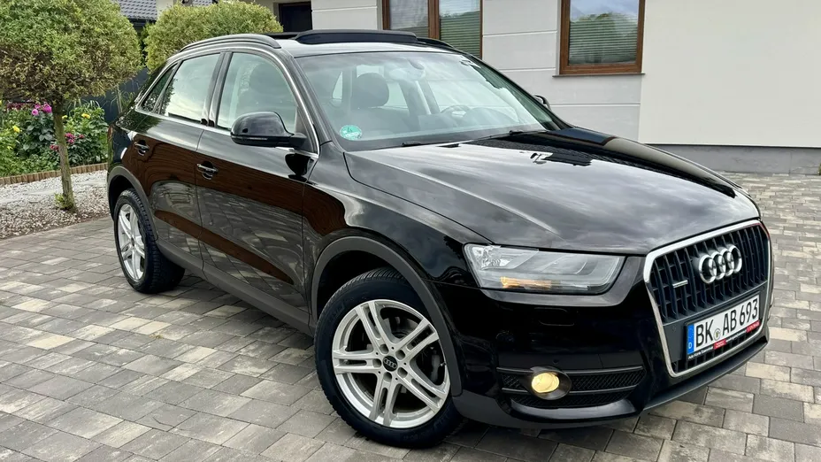 AUDI Q3 -