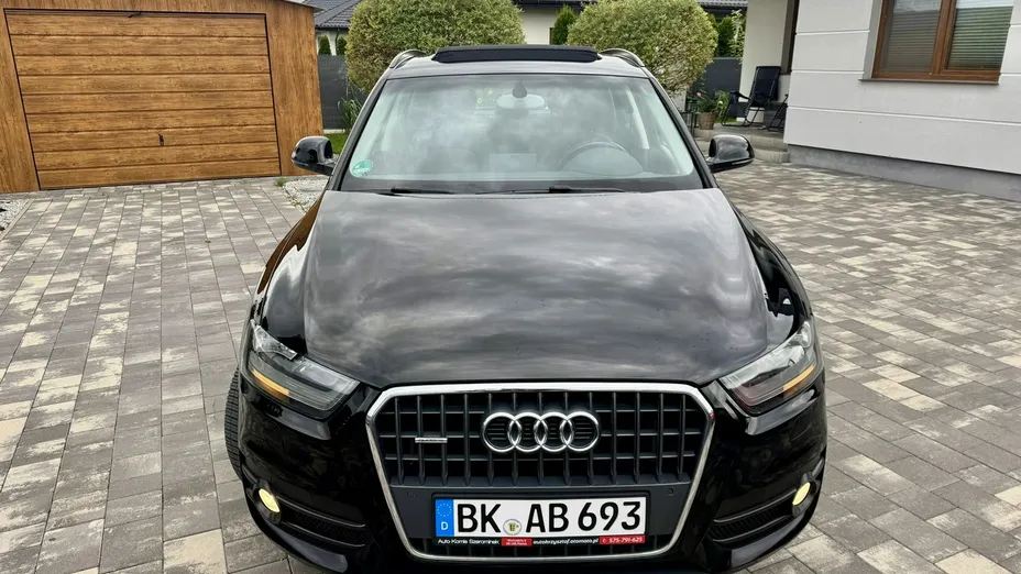 AUDI Q3 -