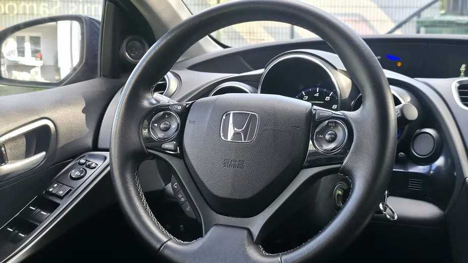 HONDA Civic -