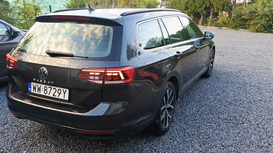 VOLKSWAGEN Passat -