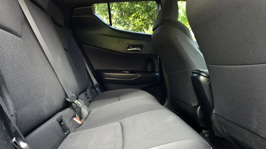 TOYOTA C-HR -